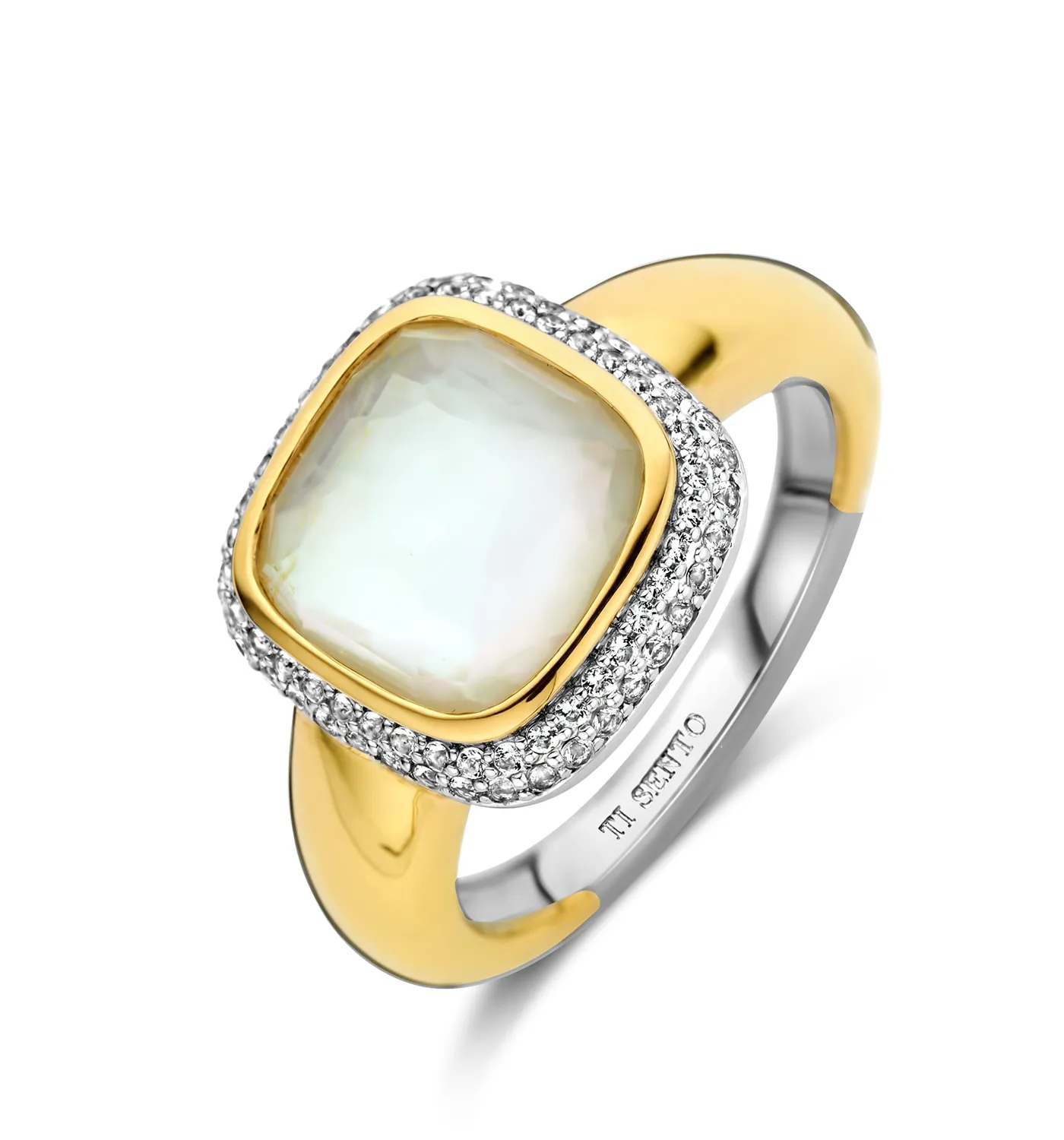 Кольцо из серебра 925 пробы